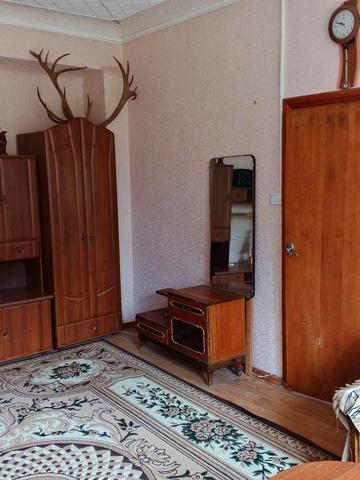 Продам 2-кім. Квартиру