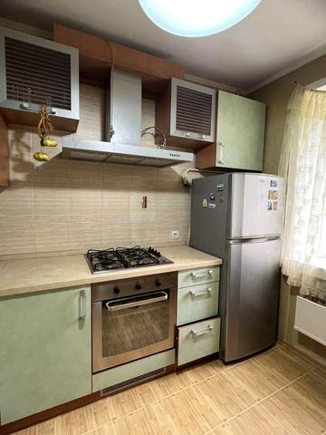 Оренда двокімнатноі у центрі  міста