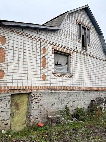 Продаж 4к Дім Річна вулиця