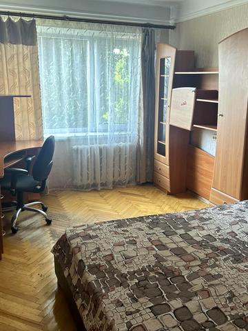 Соломянська вул., 28