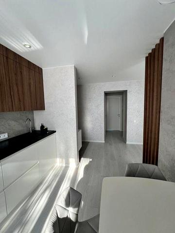 Квартира 3-х кімнатна з капітальним ремонтом