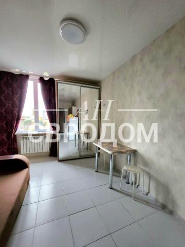 Нетіченська набережна вул., 15