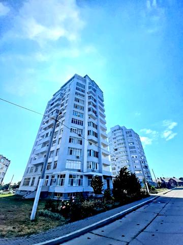 Радісна вул., 21