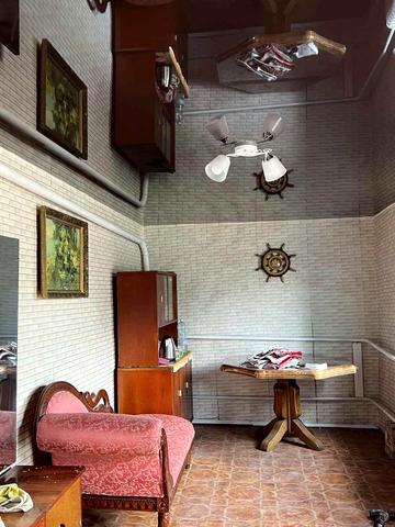 Набережна, 14