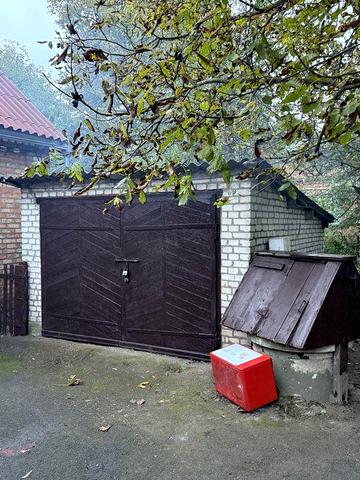 Будинок, ділянка 0.52 в Сирниках