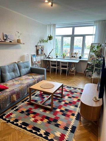 Продаж 2к квартири Печерськ , бульвар Лесі Українки