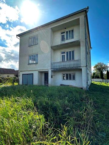 Продається будинок в с.Лисятичі