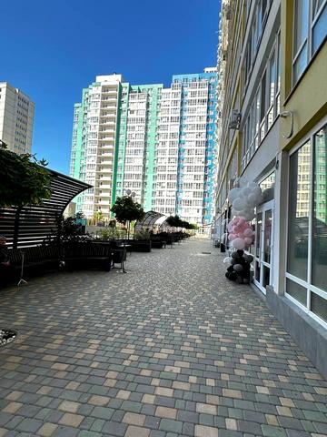 Перлинна вул., 3а/1