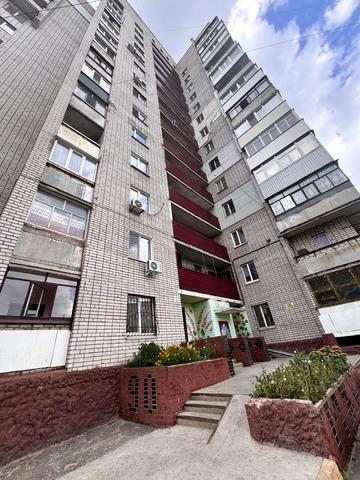 Металургів просп., 14