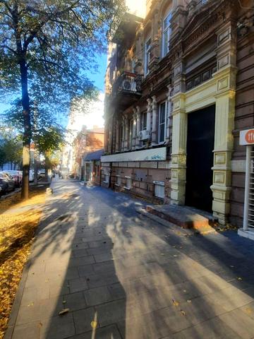 Воскресенська вул. (Леніна), 27