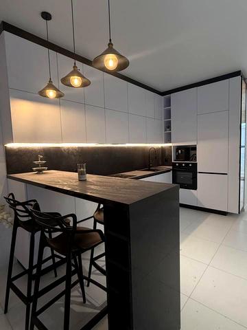 Таїровська вул.