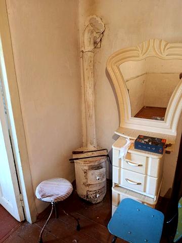 Продам недорого дом-дачу,приватизирована,центральная вода