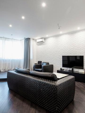 Ованеса Туманяна вул., 15-А