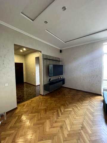 Продається квартира в Центрі