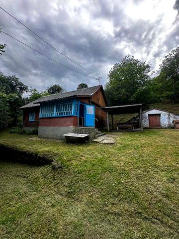 Продам житловий дерев’яний будинок із садом, 25 соток, с.Дермань Друга