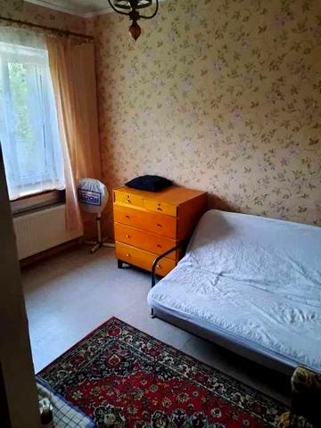 Продам дом на две половины в п. Эсхар