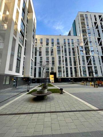 Ближній центр 2к квартира в новобудові Героїв Упа, Львів. ЖК Героїв Упа