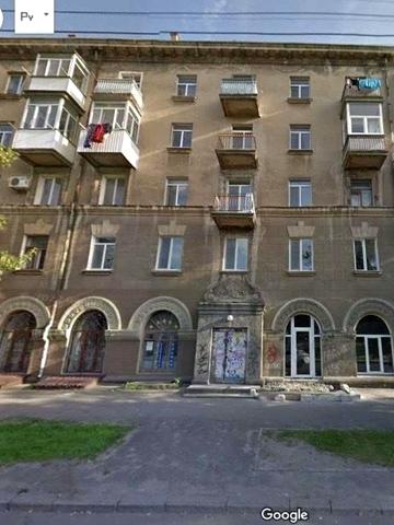 Центральний просп. (Леніна), 9