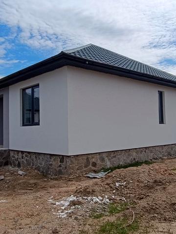 Олександрівська, 16