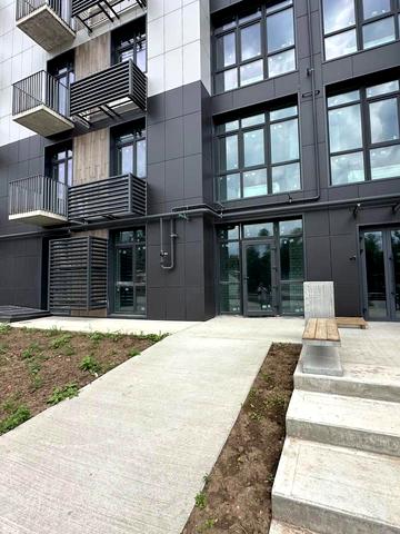 Призаводська вул., 24