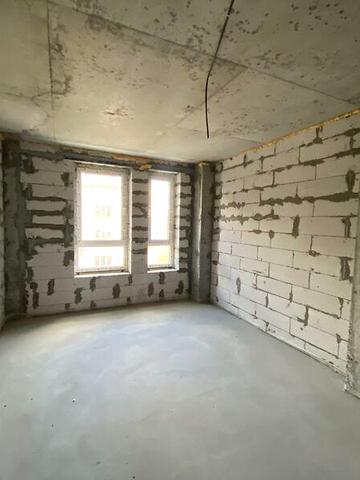 Продаж 3к Квартира Привокзальна вулиця