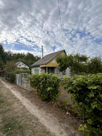 Дачний участок з будинком біля с. Хвилівка