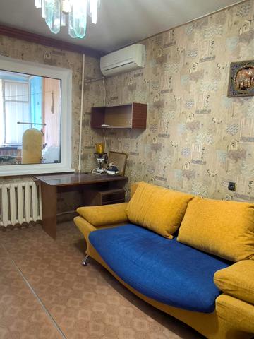 Князя Володимира Великого просп., 89