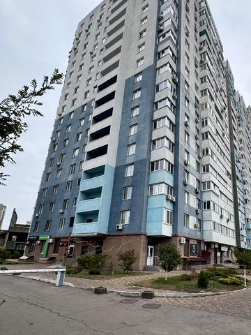 Рональда Рейгана вул., 40