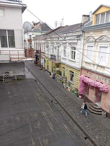 Продається квартира в центрі.