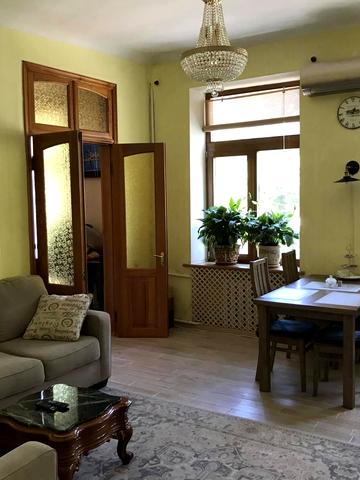 Михайлівська вул., 21-А