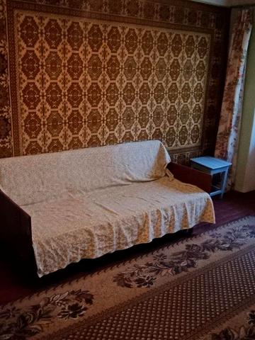 Квітів вул., 4