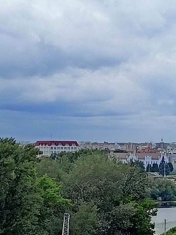 Однокомнатная квартира 48 м.кв. ЖК Заречный (новострой, дом сдан). ЖК Заречный