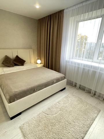 Володимира Великого вул., 9-А