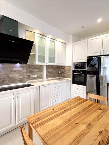 Дмитра Луценка вул. (Крейсера "Аврора"), 14