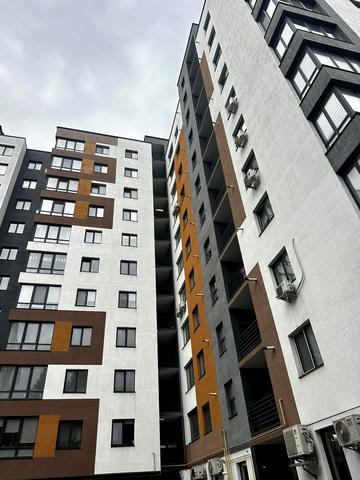 Незалежності вул., 148а