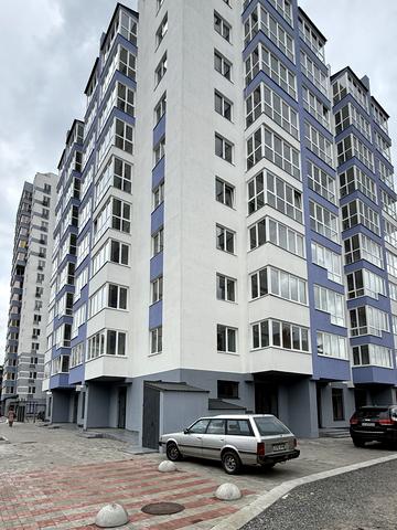 Богдана Хмельницького вул., 31