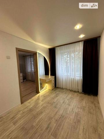 Продаж 2к Квартира Хмельницького Богдана вулиця