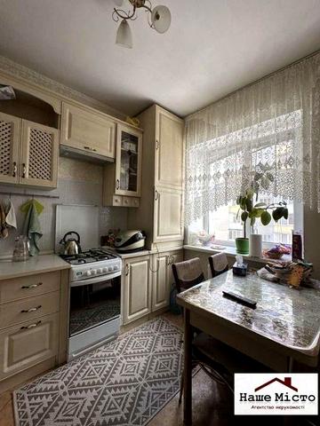 Продаж  2-кв пр. Бабкина.12 52 кв.м 4/9-поверх гарний стан