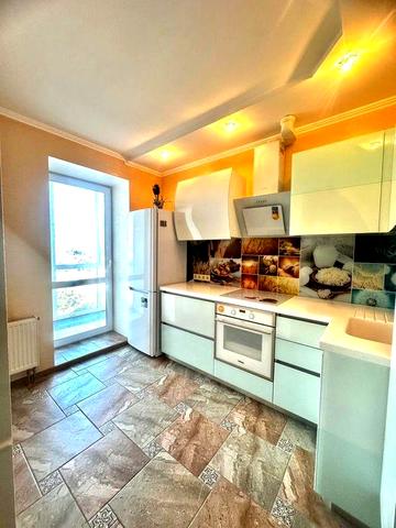 Затишна 1-кімнатна квартира з меблями, Бориспіль, вул. Привокзальна 8