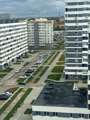 Героїв Харкова просп. (Московський), 162