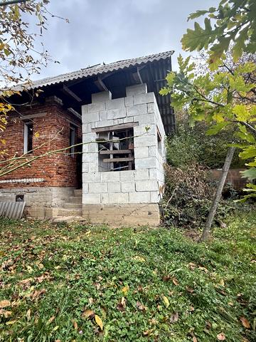 Горянська вул., 111