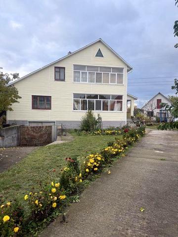 Продам будинок+земельна ділянка с. Щасливе