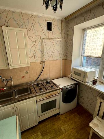 Санаторна вул., 9