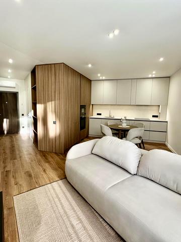 Героїв Майдану вул., 5