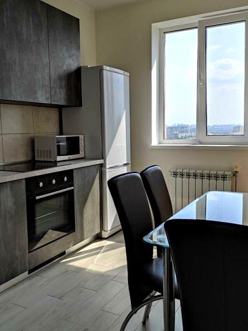 Генерала Шаповала вул. (Механізаторів), 20