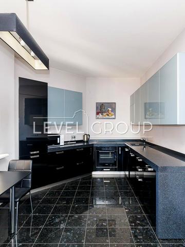 Володимира Івасюка просп. (Героїв Сталінграду), 6-А