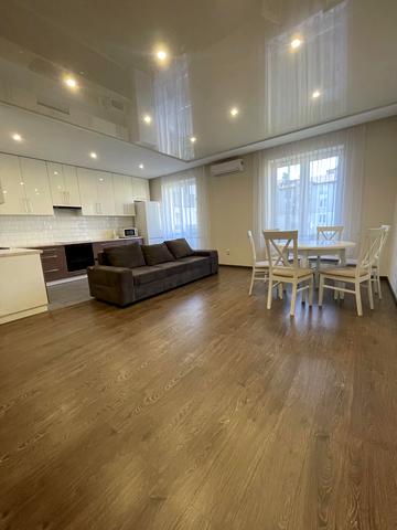 Національної Гвардії вул. (Гвардійська), 51