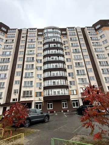 Старий Поділ вул., 18