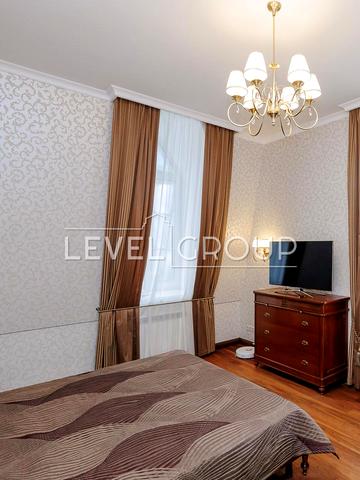 Кожумяцька вул., 18-А