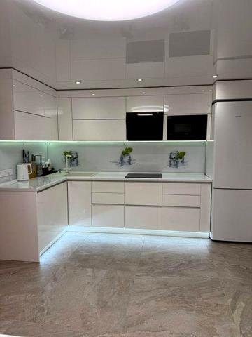 Продається 3 кім квартира 81 м2 з меблями на Робочій